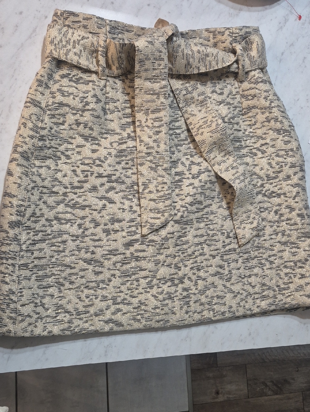RW&CO. Cream and Metallic Textured Belted Mini Skirt